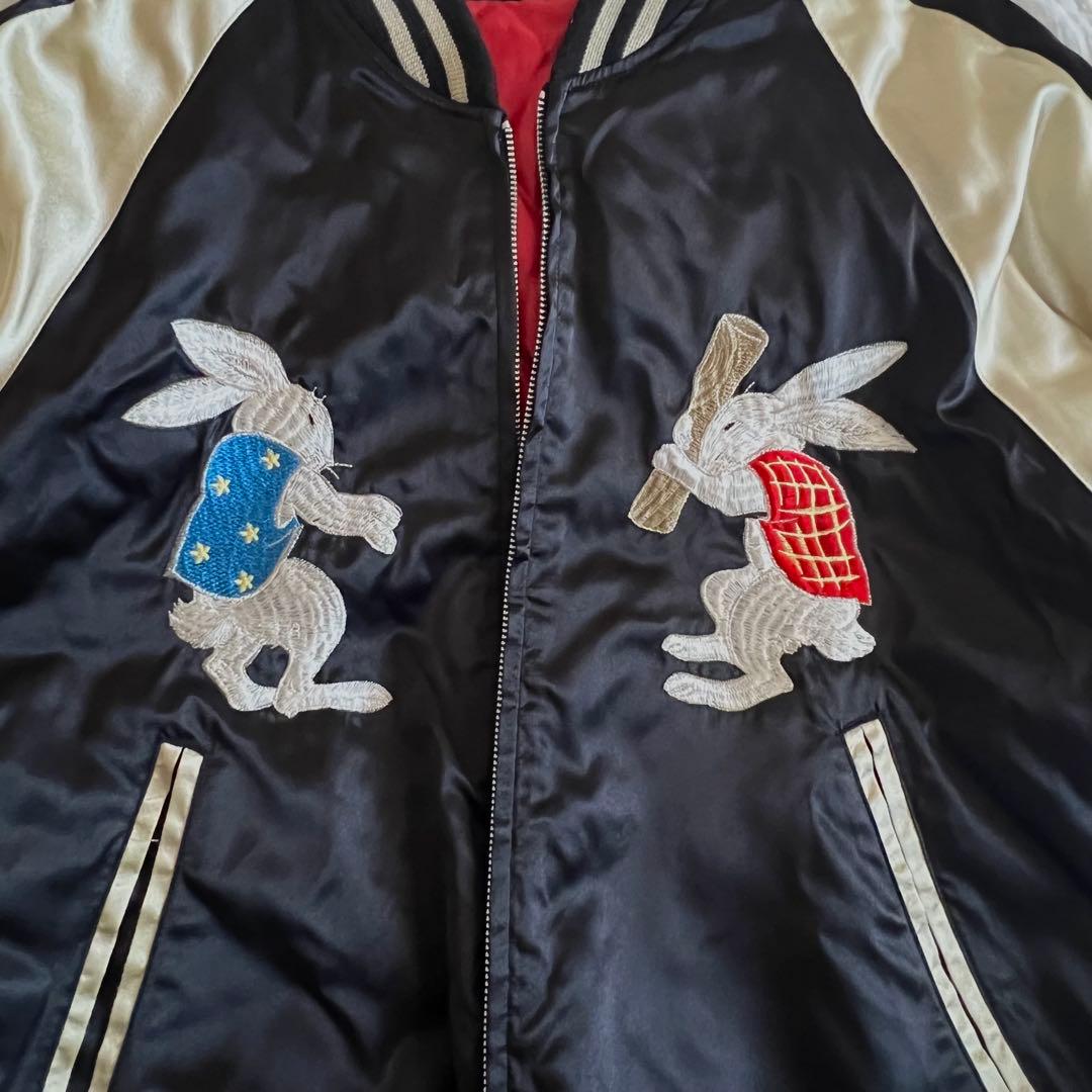 hosihime 星姫 ホシヒメ ウサギ 刺繍のサテン製スカジャン 兎