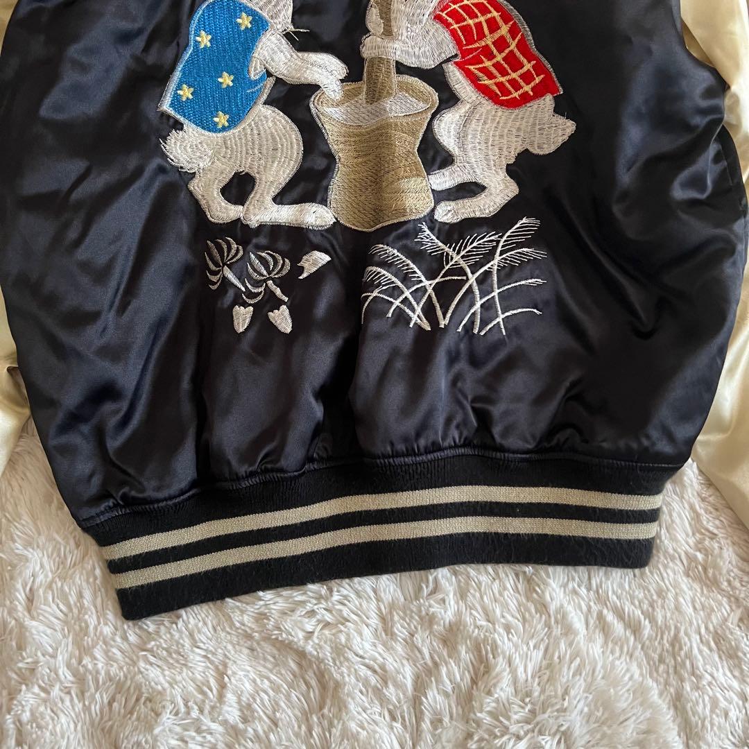 hosihime 星姫 ホシヒメ ウサギ 刺繍のサテン製スカジャン 兎