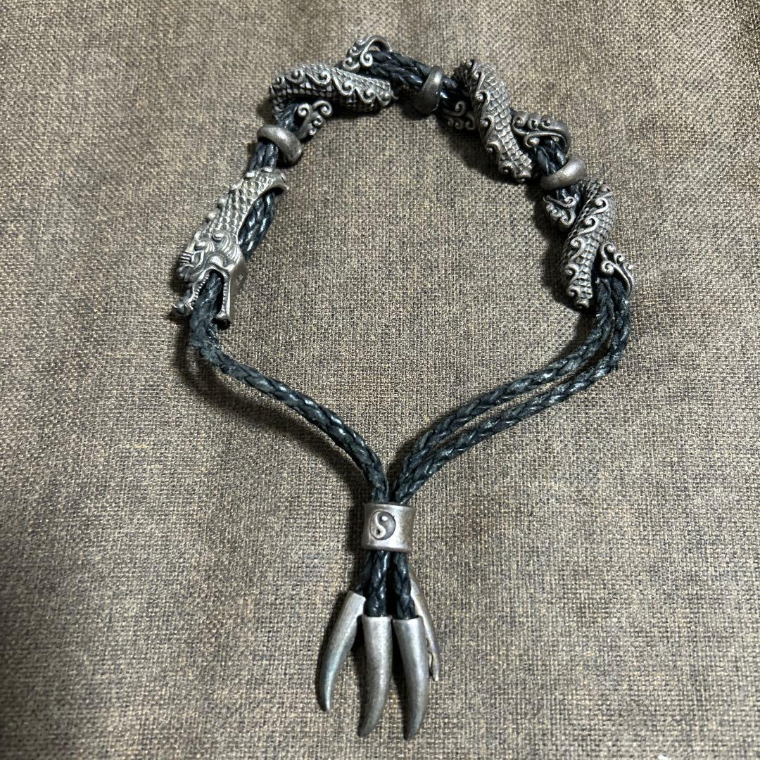 ドラゴンモチーフ レザー ブレスレット