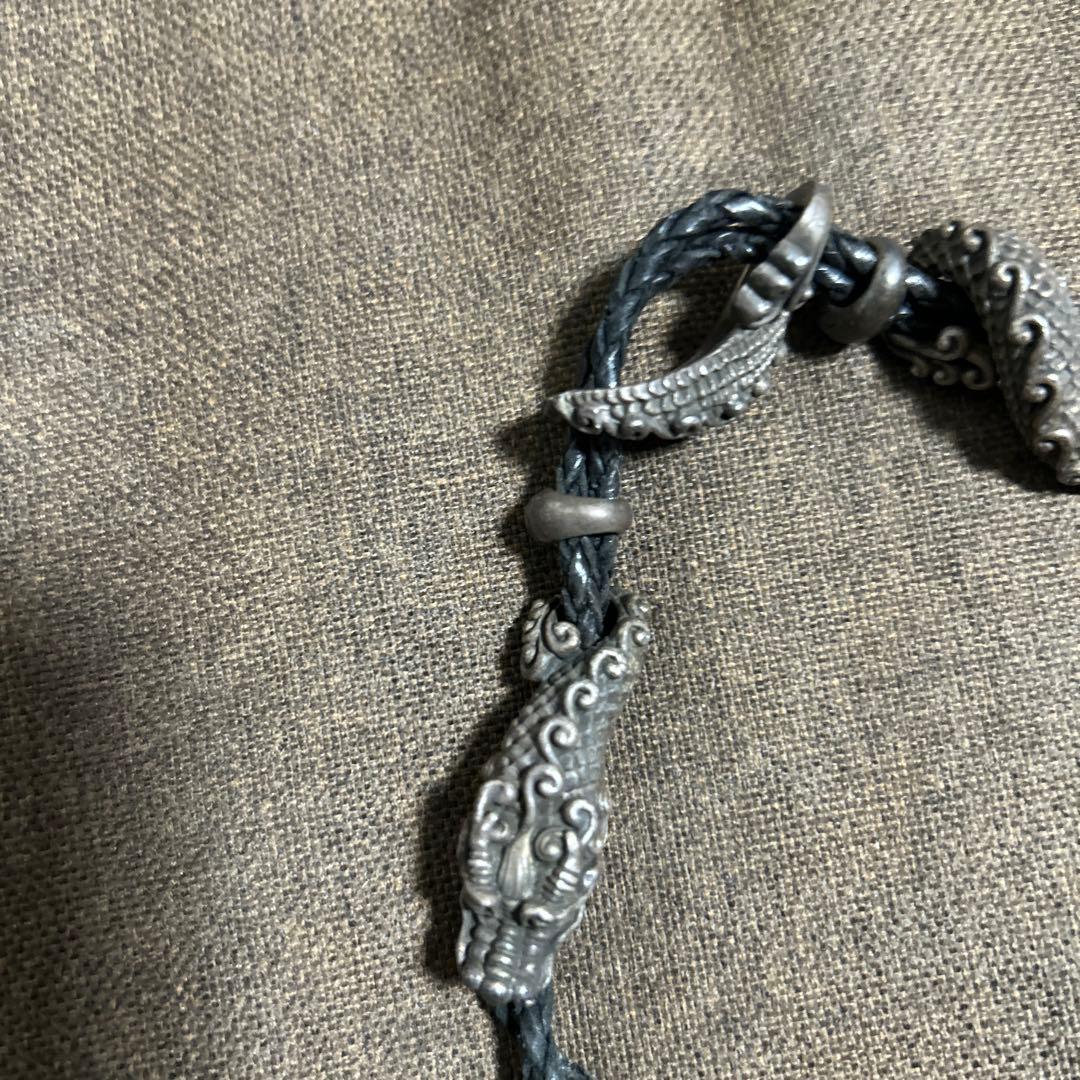 ドラゴンモチーフ レザー ブレスレット