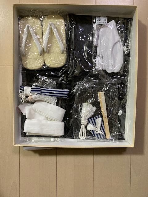 七五三 5歳 男の子 羽織着物フルセット 4.黒地に鷹と富士山（袴：紺の縦縞）