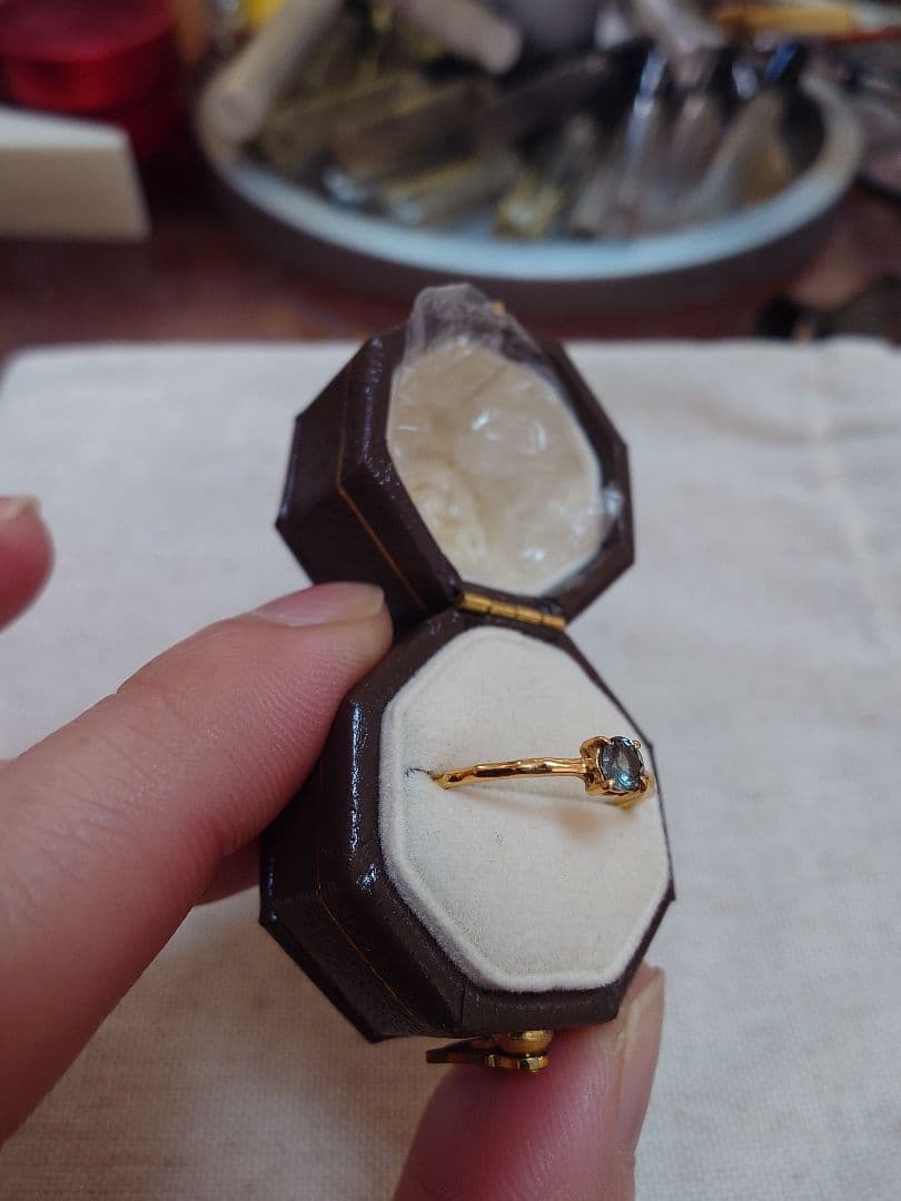 サファーリン　リング　k18 12号