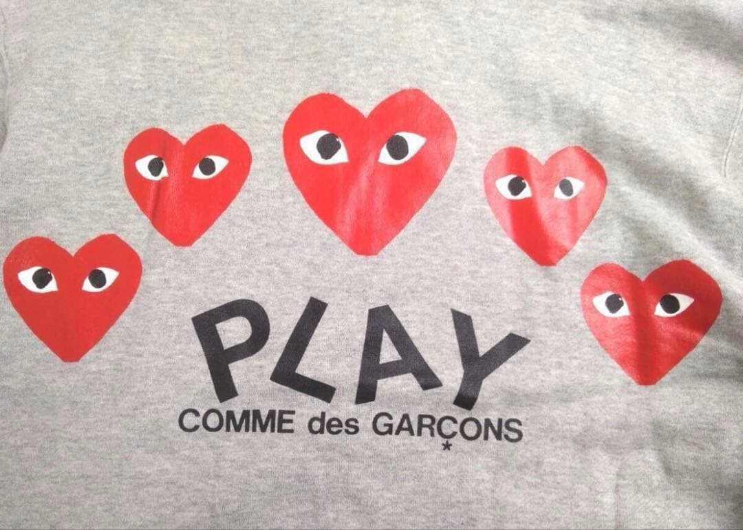 新品タグ付 23年 PLAY COMMEdesGARCONS ハート パーカー