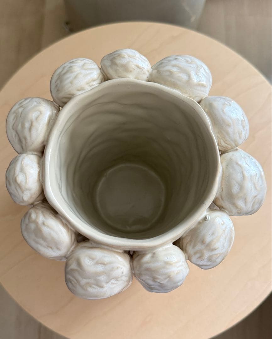 DES POTS(デスポッツ) くるみモチーフ キャッシュポット／花器