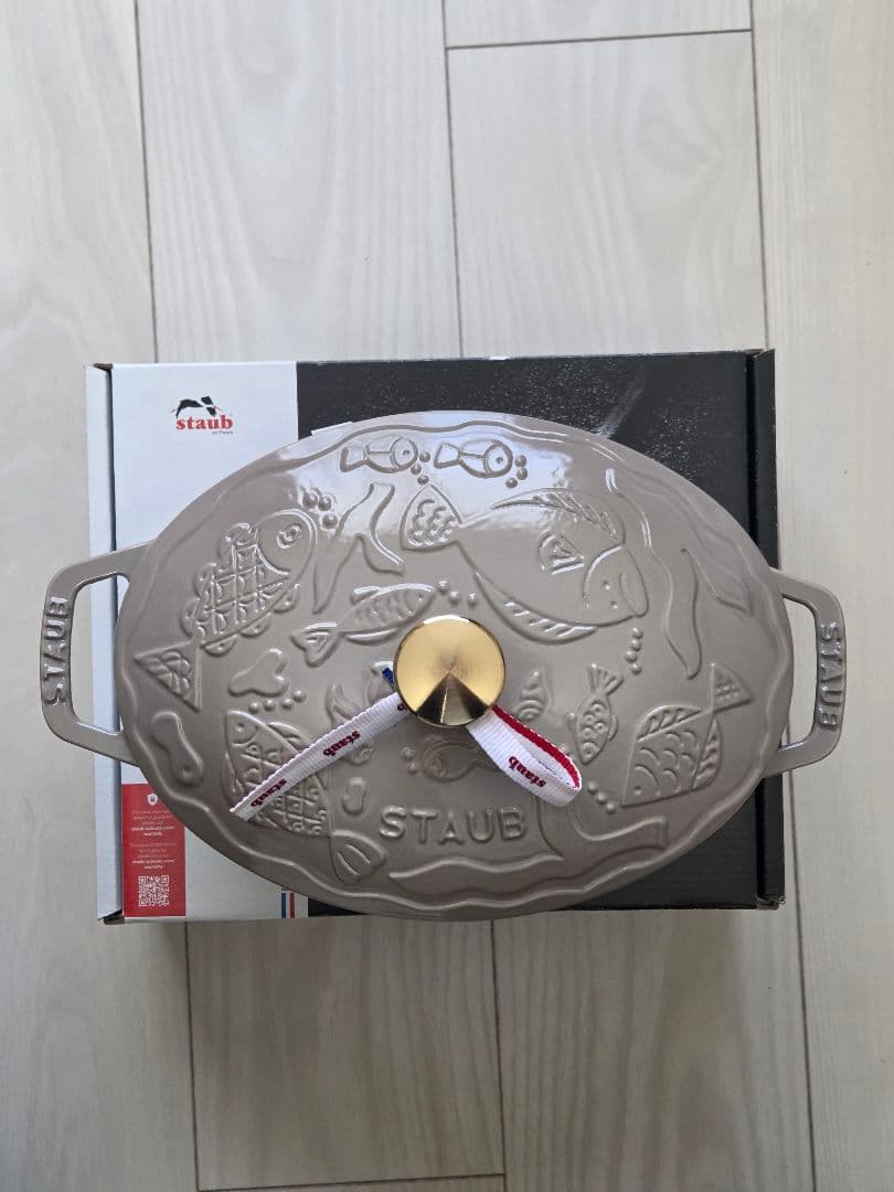 staub　ココットオーシャン オーバル 23cm リネン ミナペルホネン
