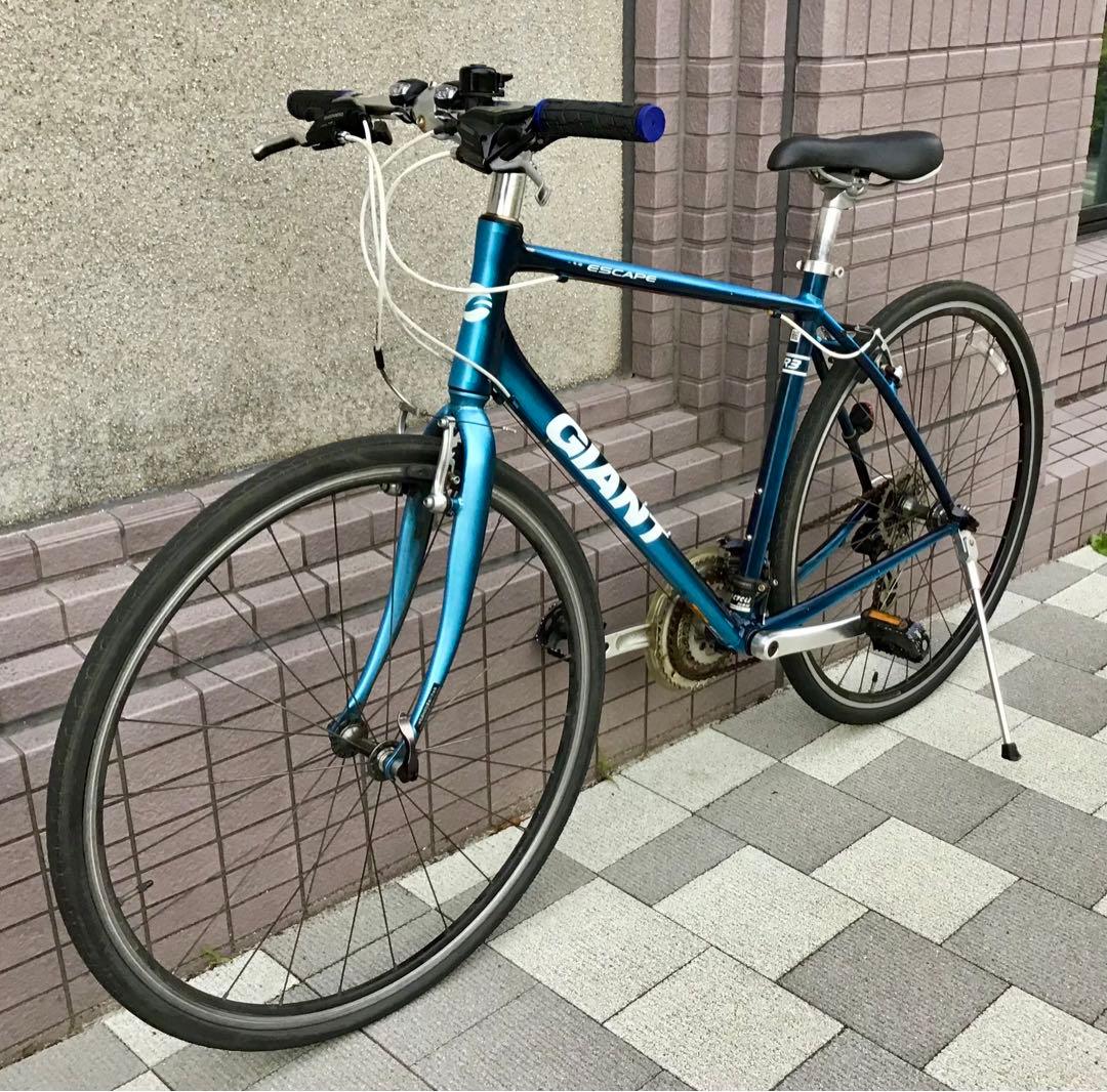 GIANT エスケープ クロスバイク ESCAPE R3 M 24段　東京