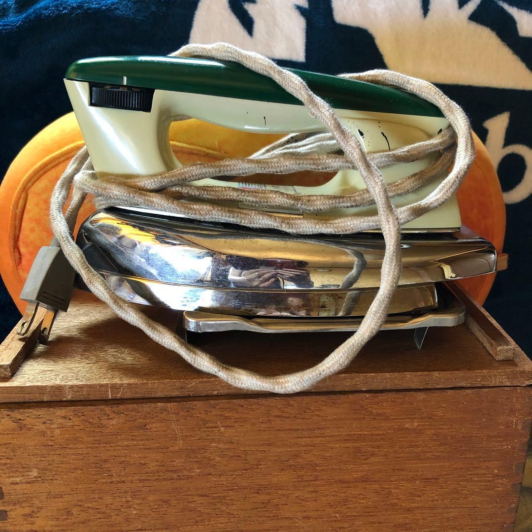 美品　ナショナル　レトロ アイロン 木箱付き