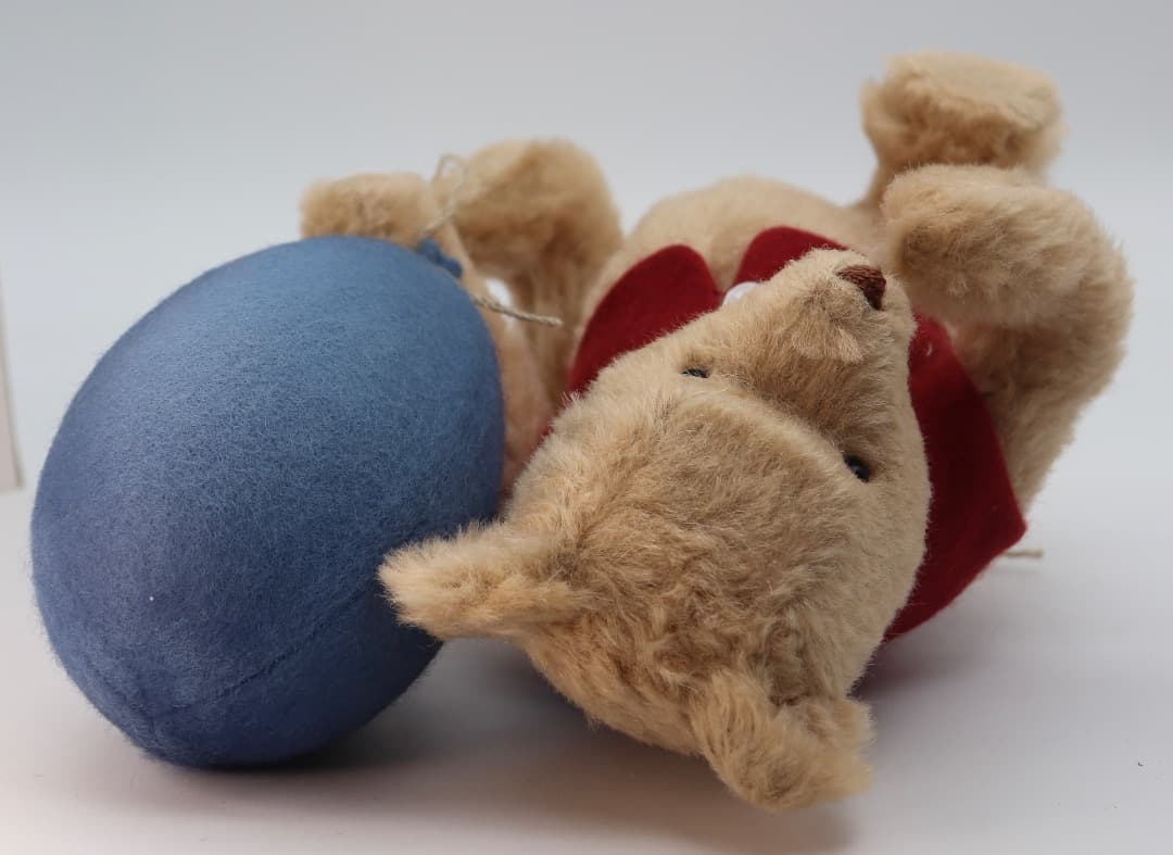 R. John Wright 日本限定品 Pooh's Blue Balloon