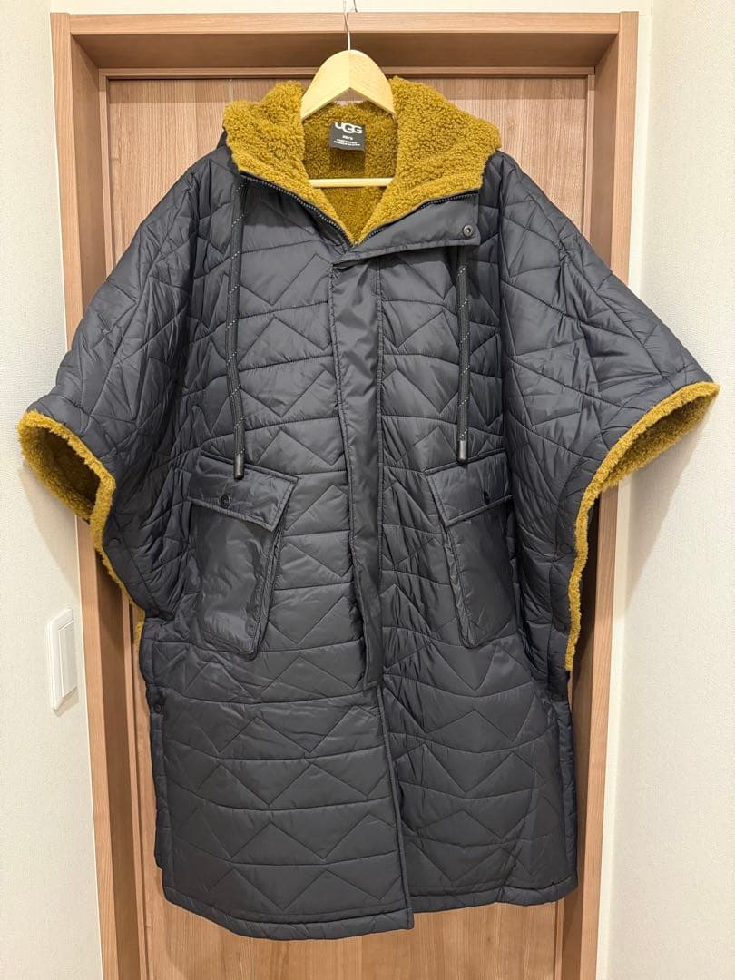 ジャケット・アウター UGG Jex Reversible Cape Coat