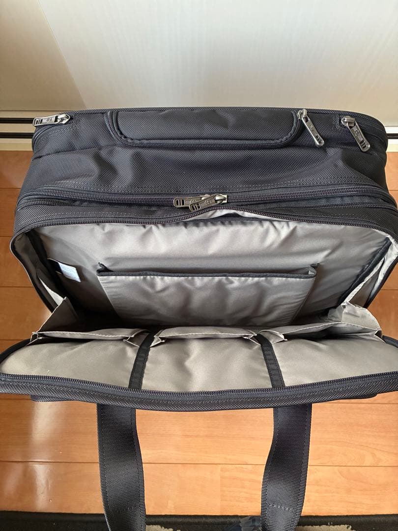 ヴィクトリノックス キャリーケース Rolling Parliament