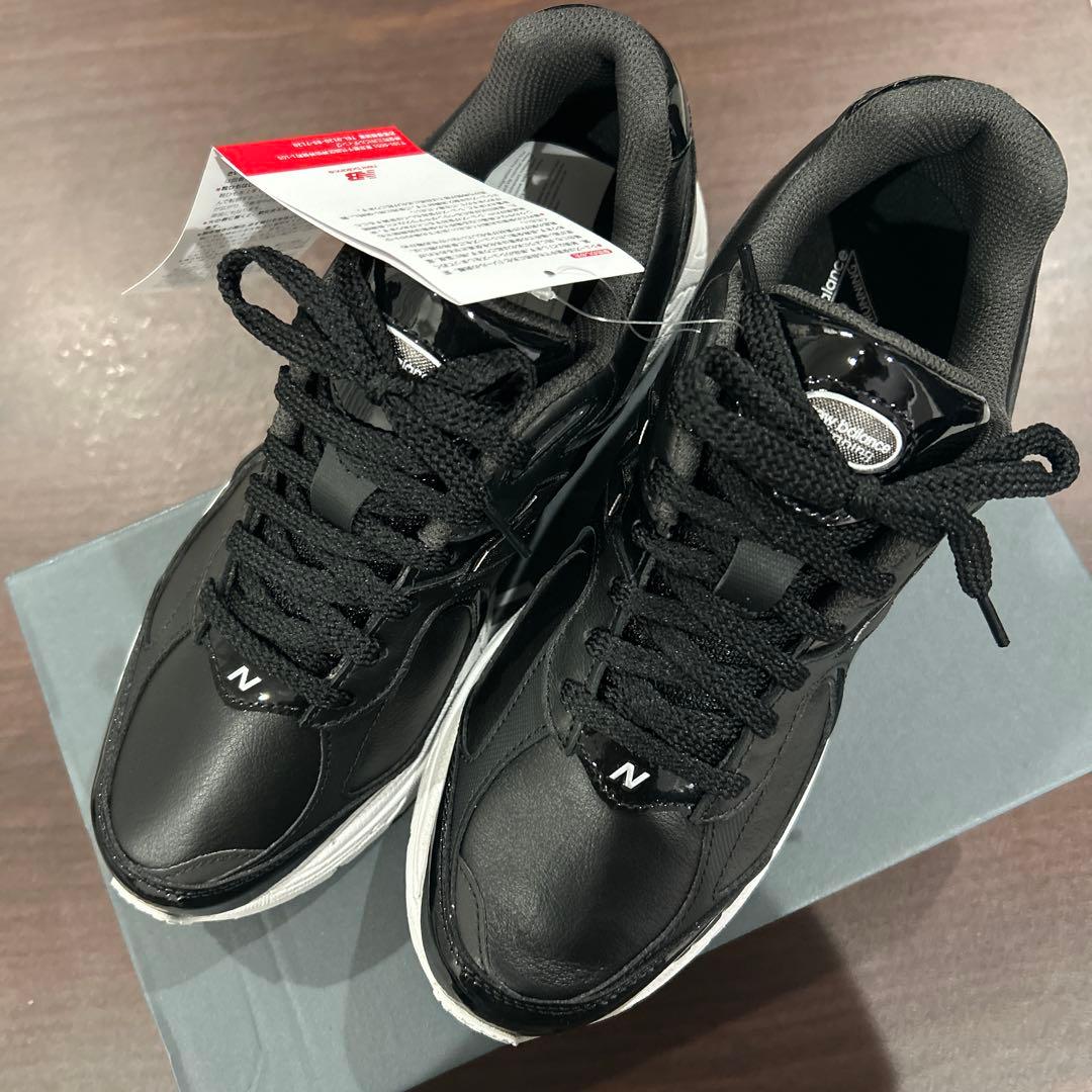 ニューバランス 2002R ブラック 27.0センチ