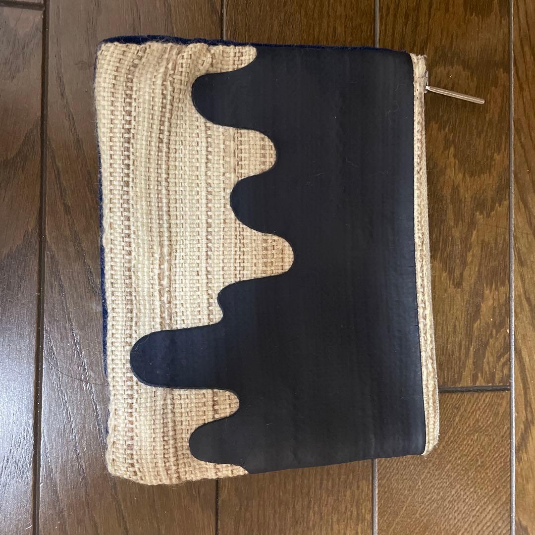 desertic リキッドポーチ