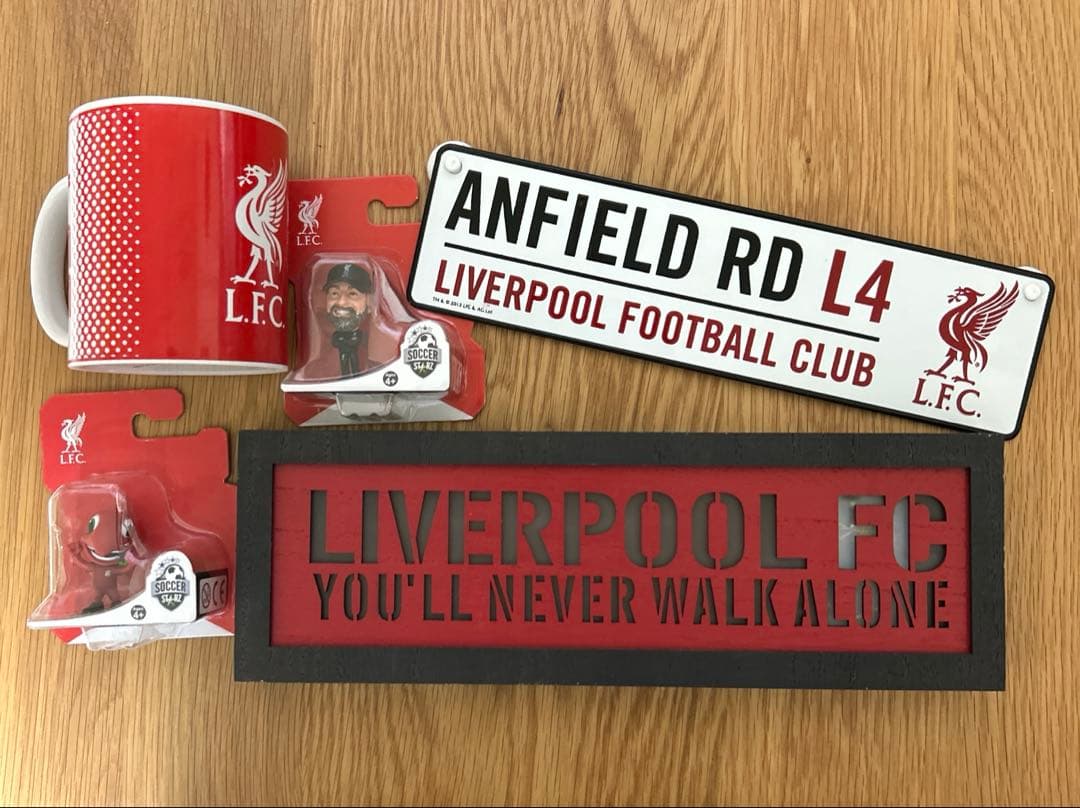 リヴァプール　グッズ　まとめ　クロップ　マイティレッド　フィギュア　マグカップ