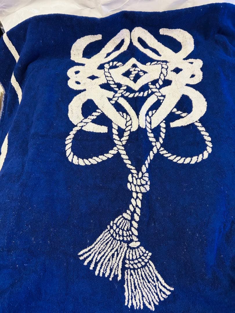 ロエベ　LOEWE アナグラム　ビーチタオル　大判　ネイビー×ホワイト　未使用