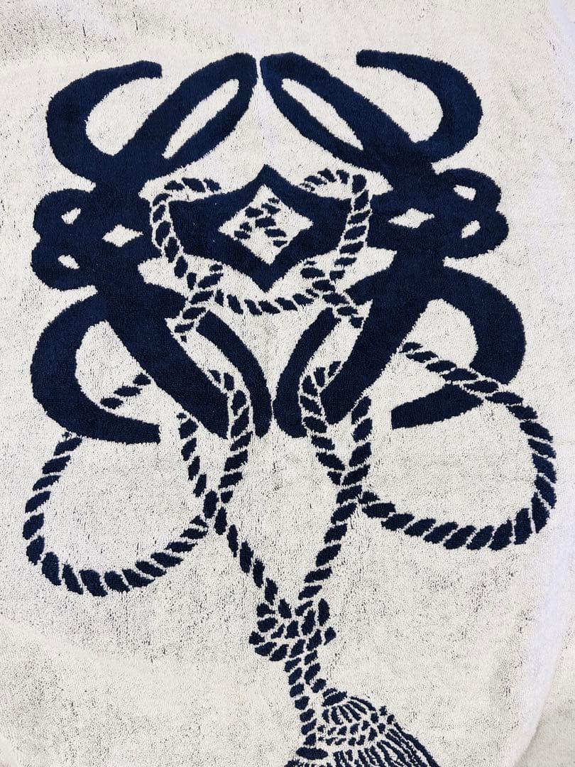 ロエベ　LOEWE アナグラム　ビーチタオル　大判　ネイビー×ホワイト　未使用