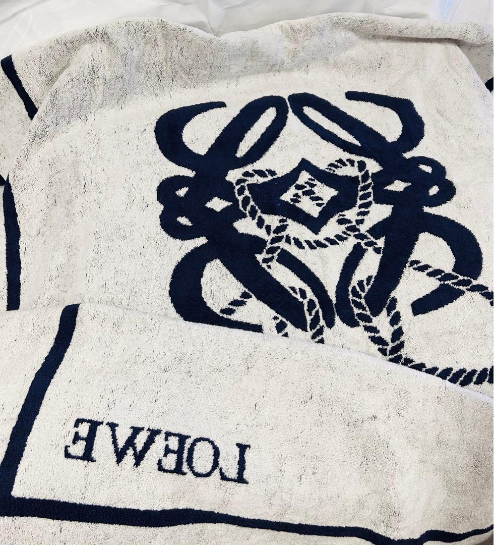 ロエベ　LOEWE アナグラム　ビーチタオル　大判　ネイビー×ホワイト　未使用