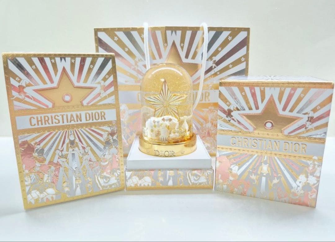Dior 2025 VIP限定 スノードーム 希少／クリスマス・記念日ギフト