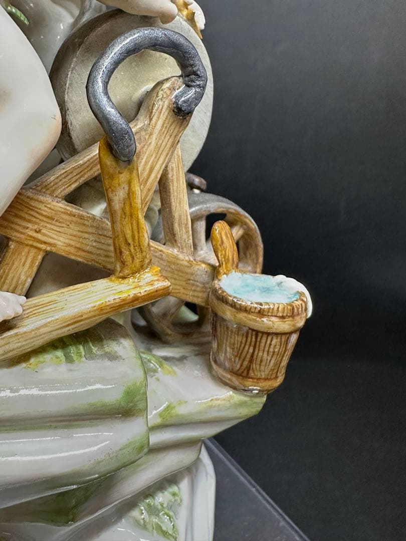 マイセン　「木の下の天使」　高さ20cm トヒチ　東ゆ7-0217⭐︎2