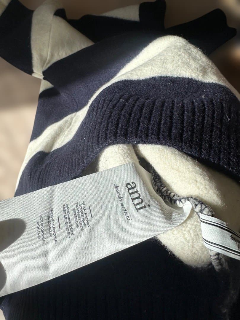 さ*ん様 ami Paris 正規品 限定 セーター