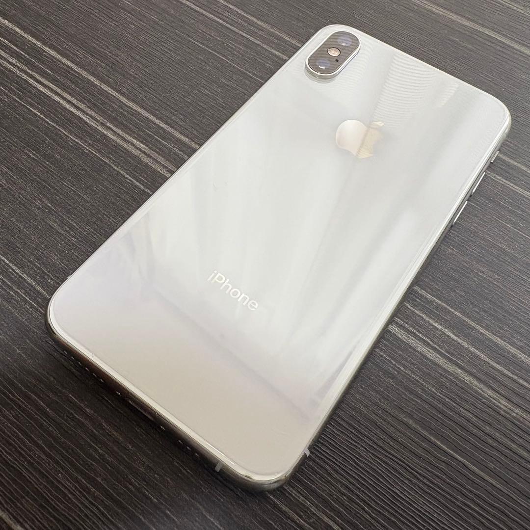 iPhone Xs 256GB Silver SIMフリー 中古