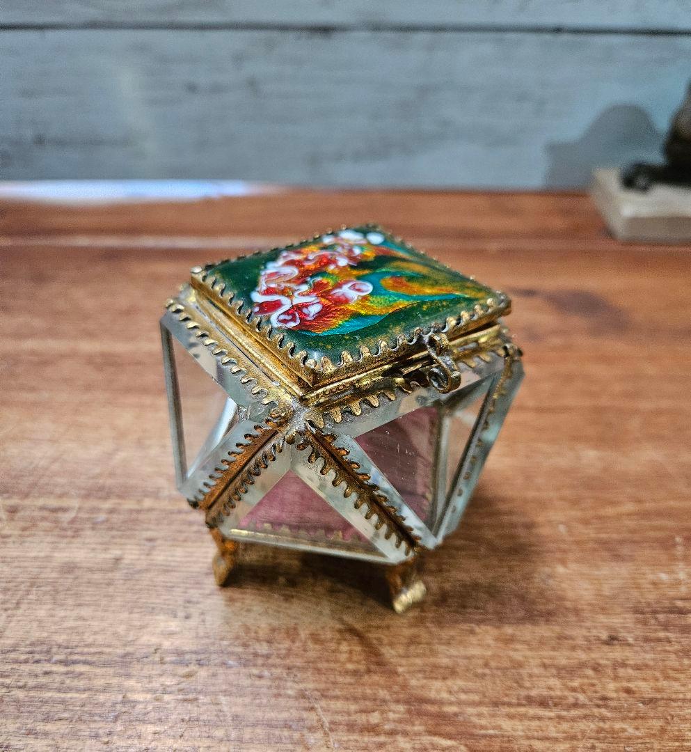 フランスアンティーク カットガラスの宝石箱 全面ベベル硝子 ジュエリーボックス