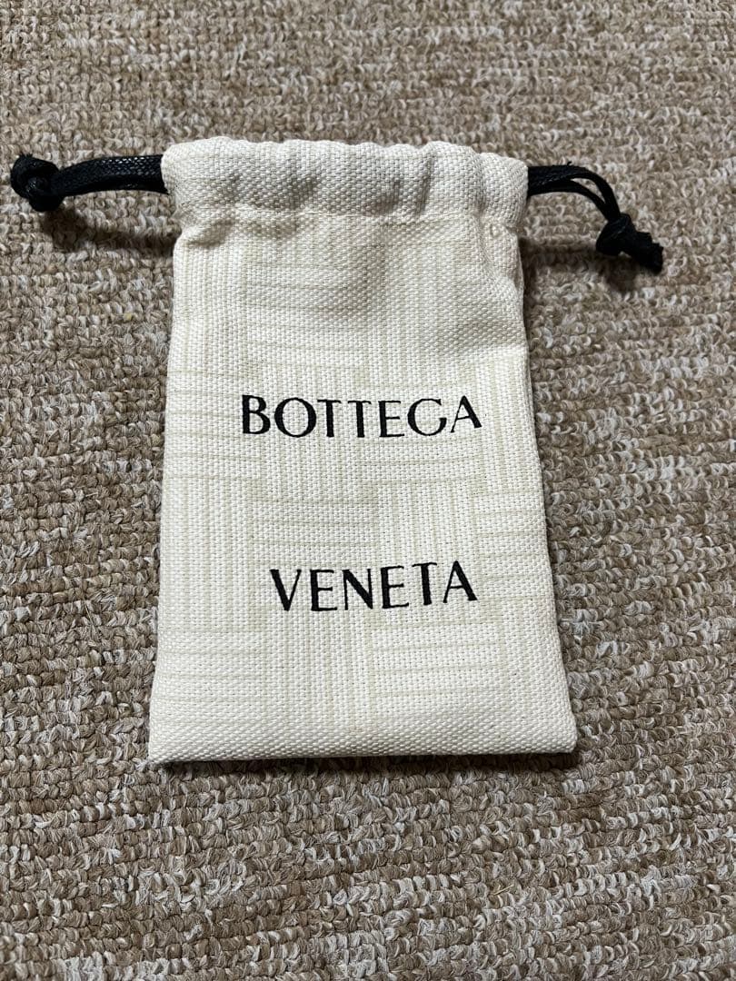 BOTTEGA VENETA ブラックレザー キーホルダー