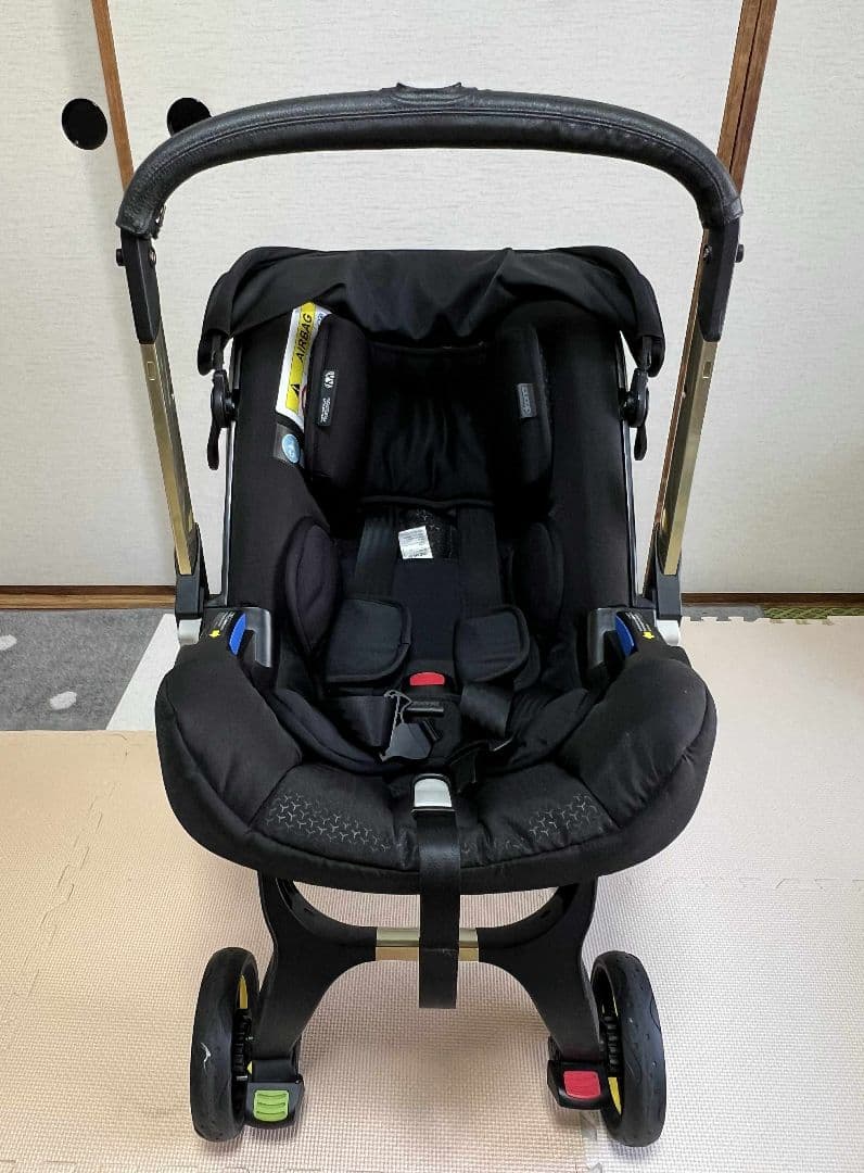 s*♡様 美品 doona ＋ ドゥーナ 特別限定モデル リミテッドゴールド