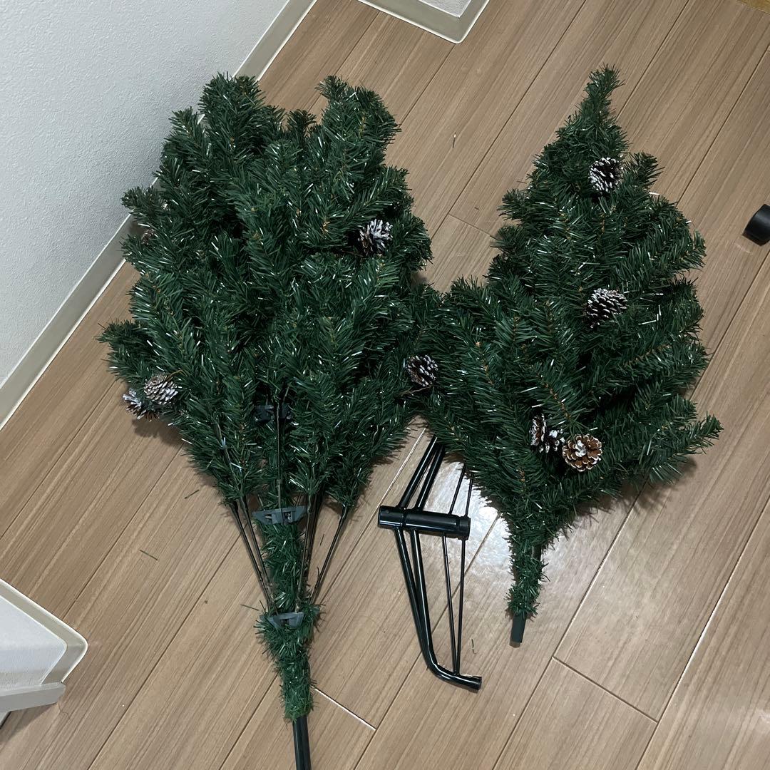 クリスマスツリー 松ぼっくり、オーナメント付き 緑