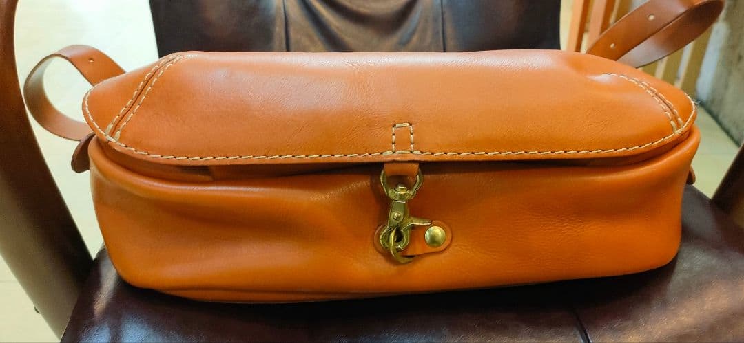 最終価格〜HERZ メッセンジャーバッグ (美品)