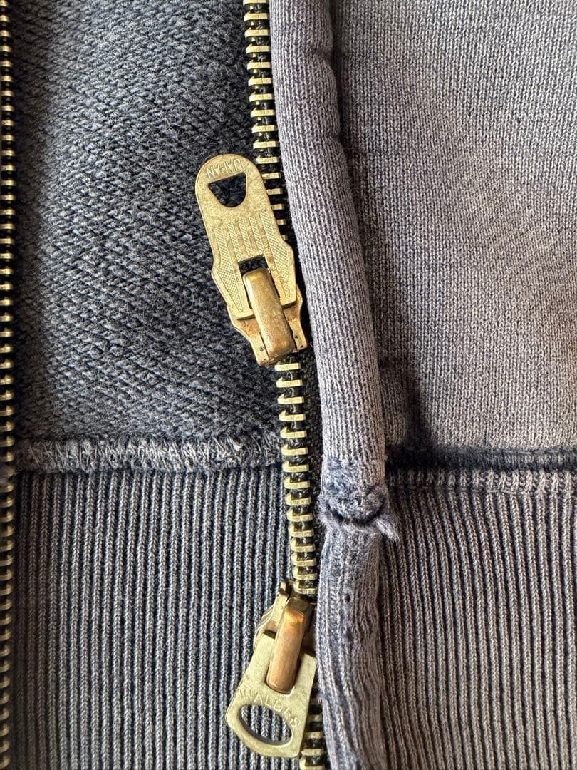 おの　REMIRELIEF ジップパーカー XL フェード ナス紺