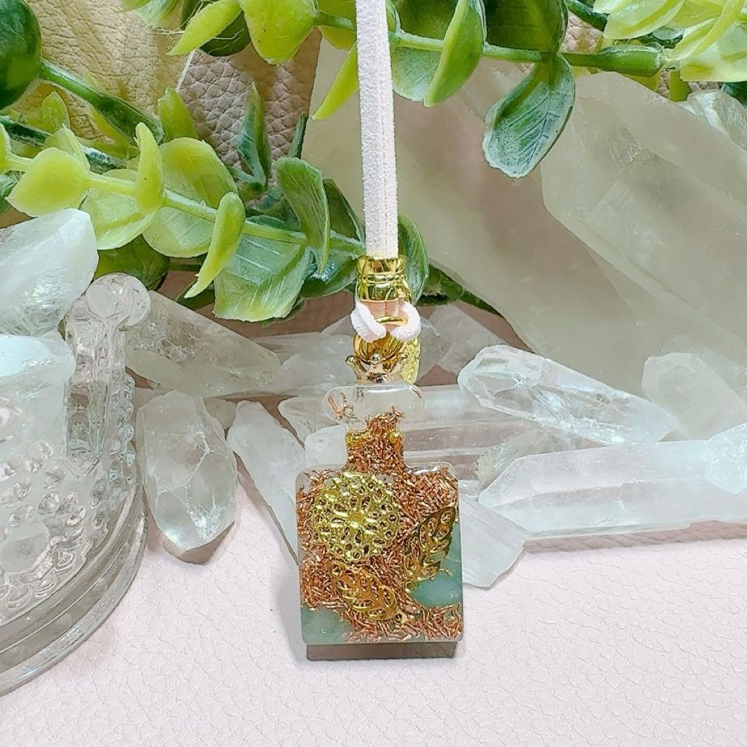 癒しのオルゴナイト❤️ローズクォーツ＋グリーンアベンチュリンの香水瓶型♡