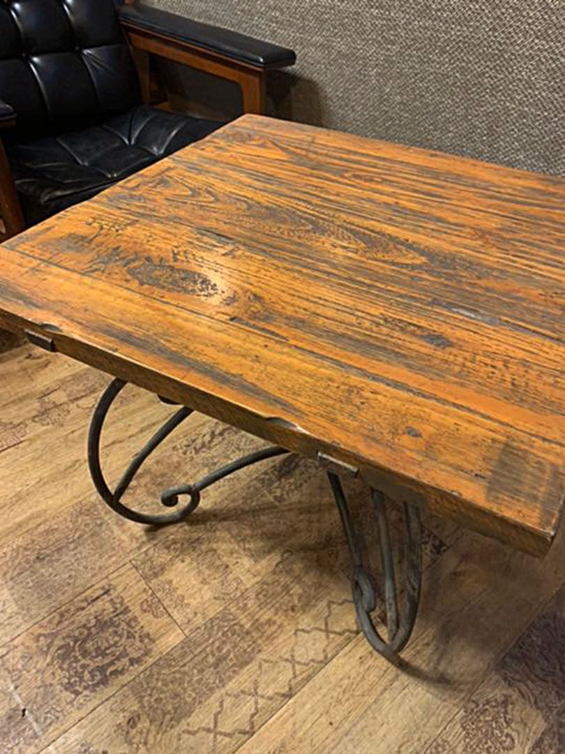 ヴィンテージ　アイアン脚テーブル