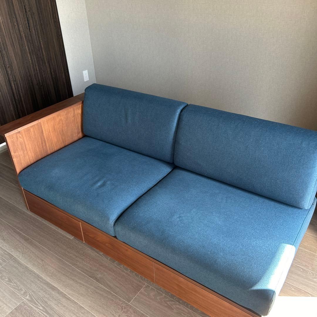 大塚家具ソファTAIDA木製フレーム。ソファベッドにもなります。