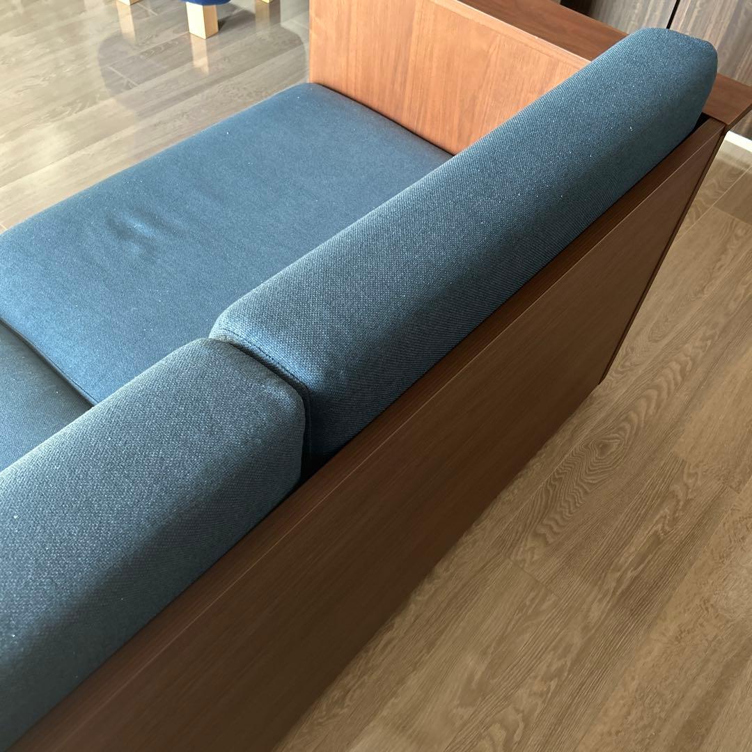 大塚家具ソファTAIDA木製フレーム。ソファベッドにもなります。