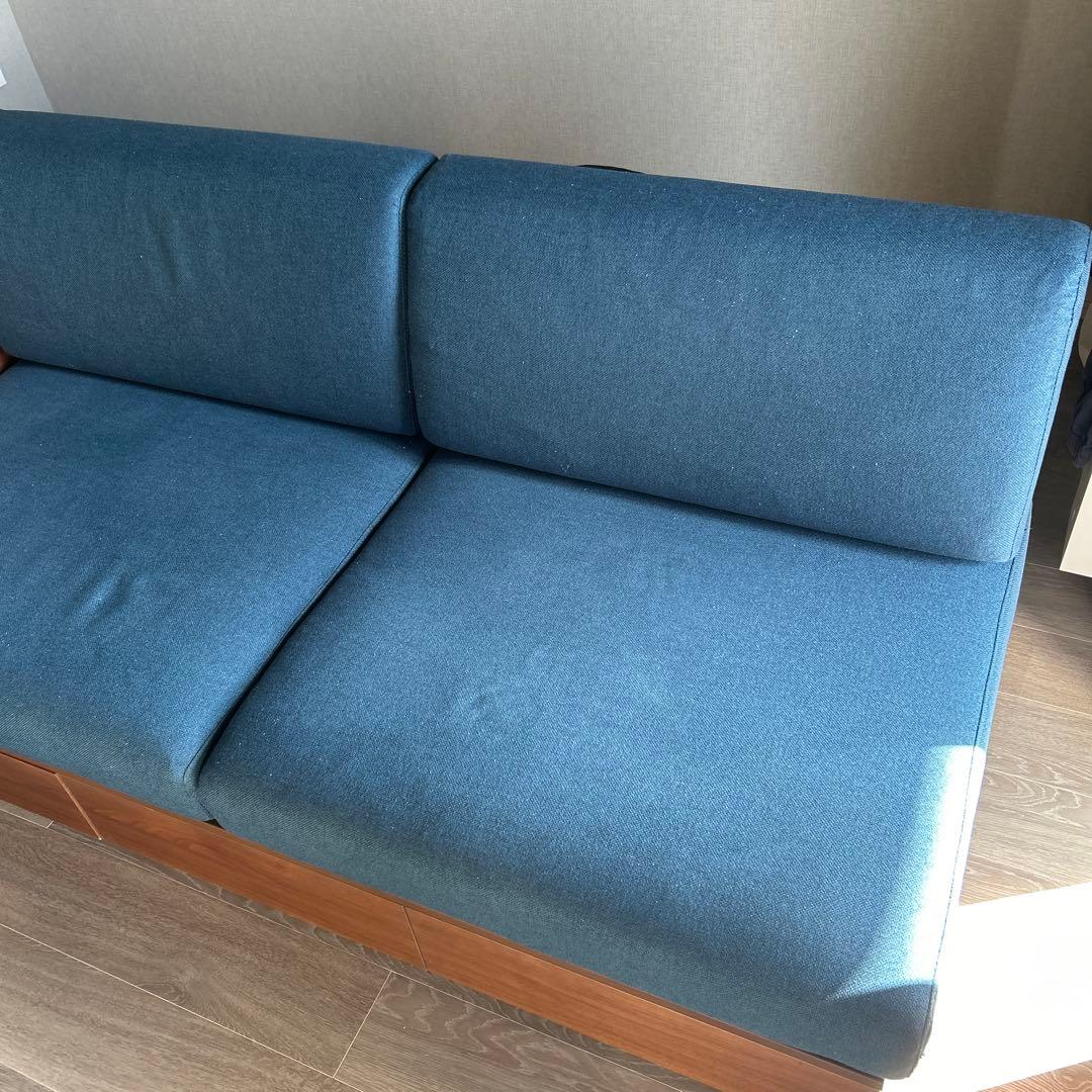 大塚家具ソファTAIDA木製フレーム。ソファベッドにもなります。