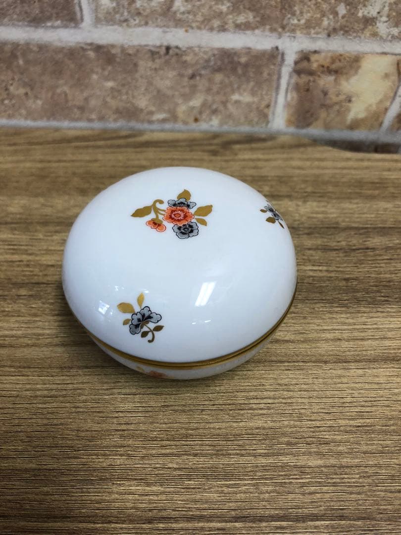 マイセン　ボンボニエール　小物入れ　シュガーポット　小花柄