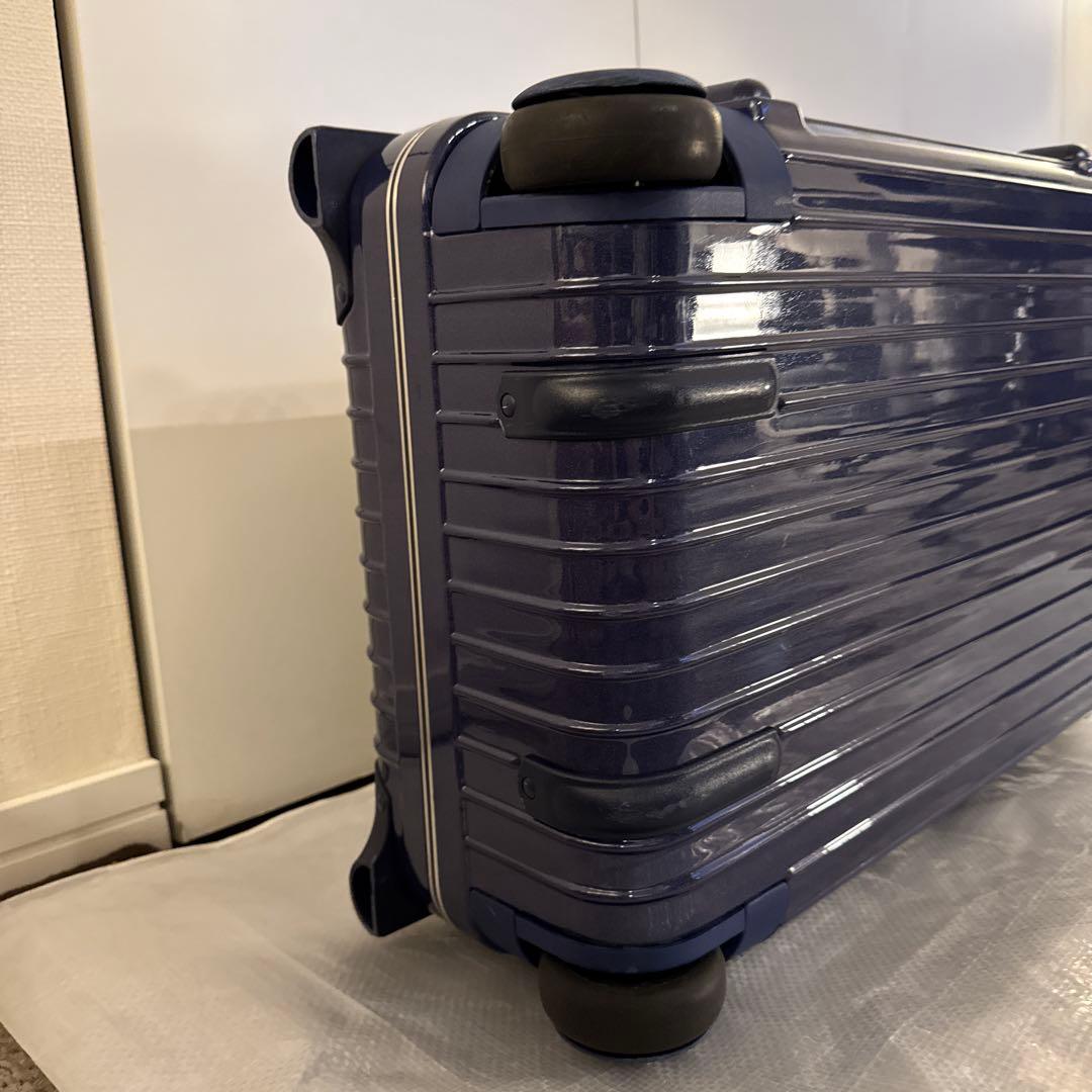 リモワRIMOWA リンボ　出張用キャリーケース