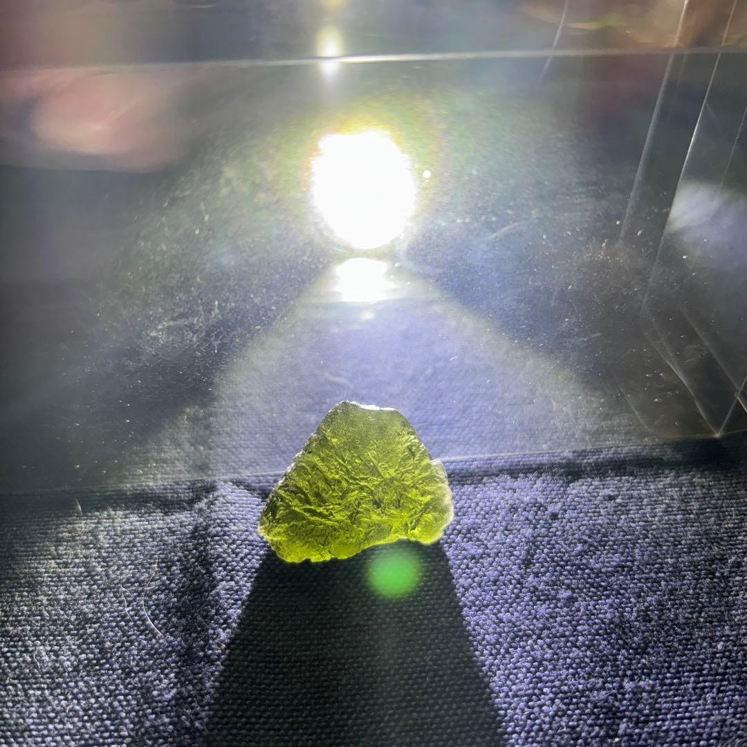 隕石　モルダバイト　A A A 原石