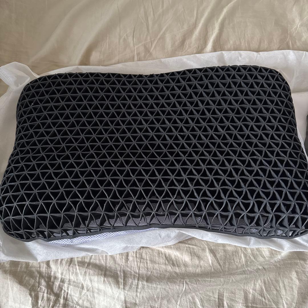 羊のいらない枕 新ハイブリッド3層(別売専用カバー付き)