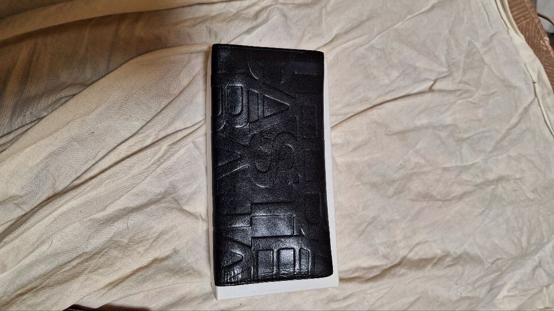 新品未使用カステルバジャック長財布 おまけ中古カステルバジャック長財布