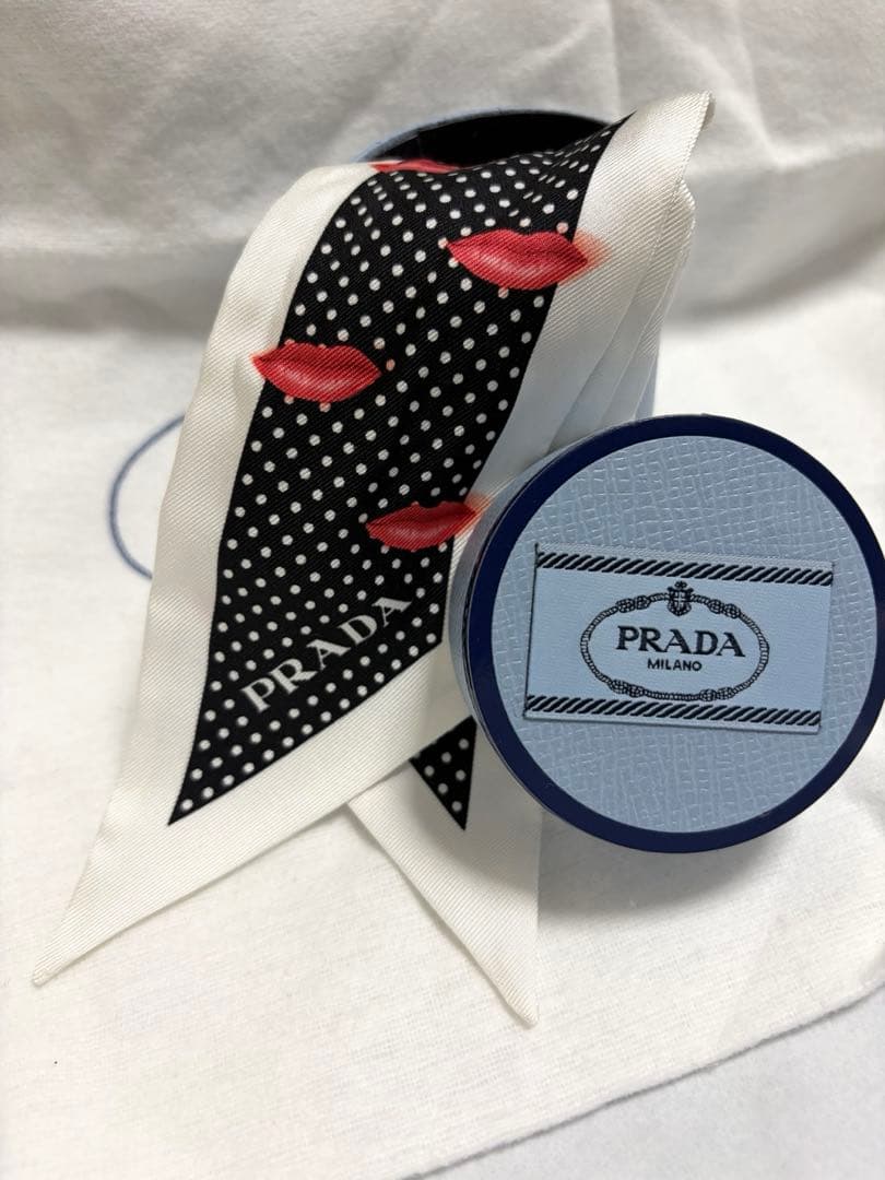 PRADA/プラダ プリントシルクツイル スキニースカーフ