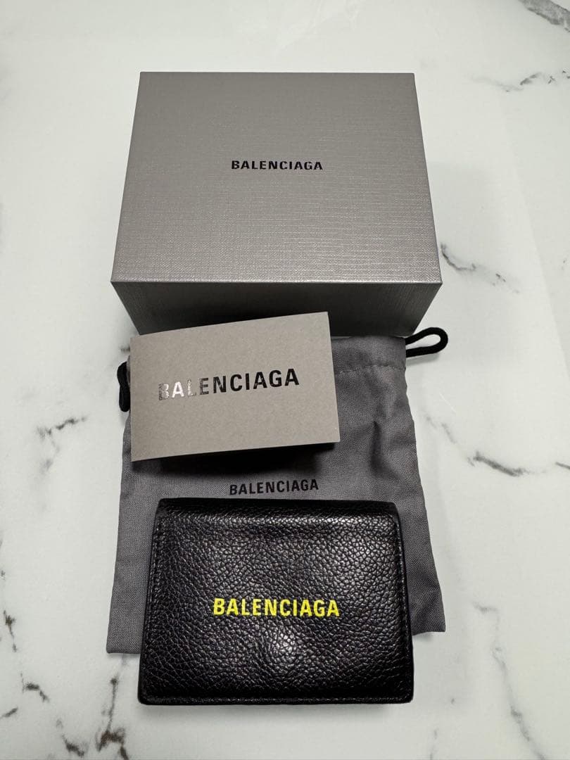 【土曜SALE】BALENCIAGA ブラック 三つ折り財布
