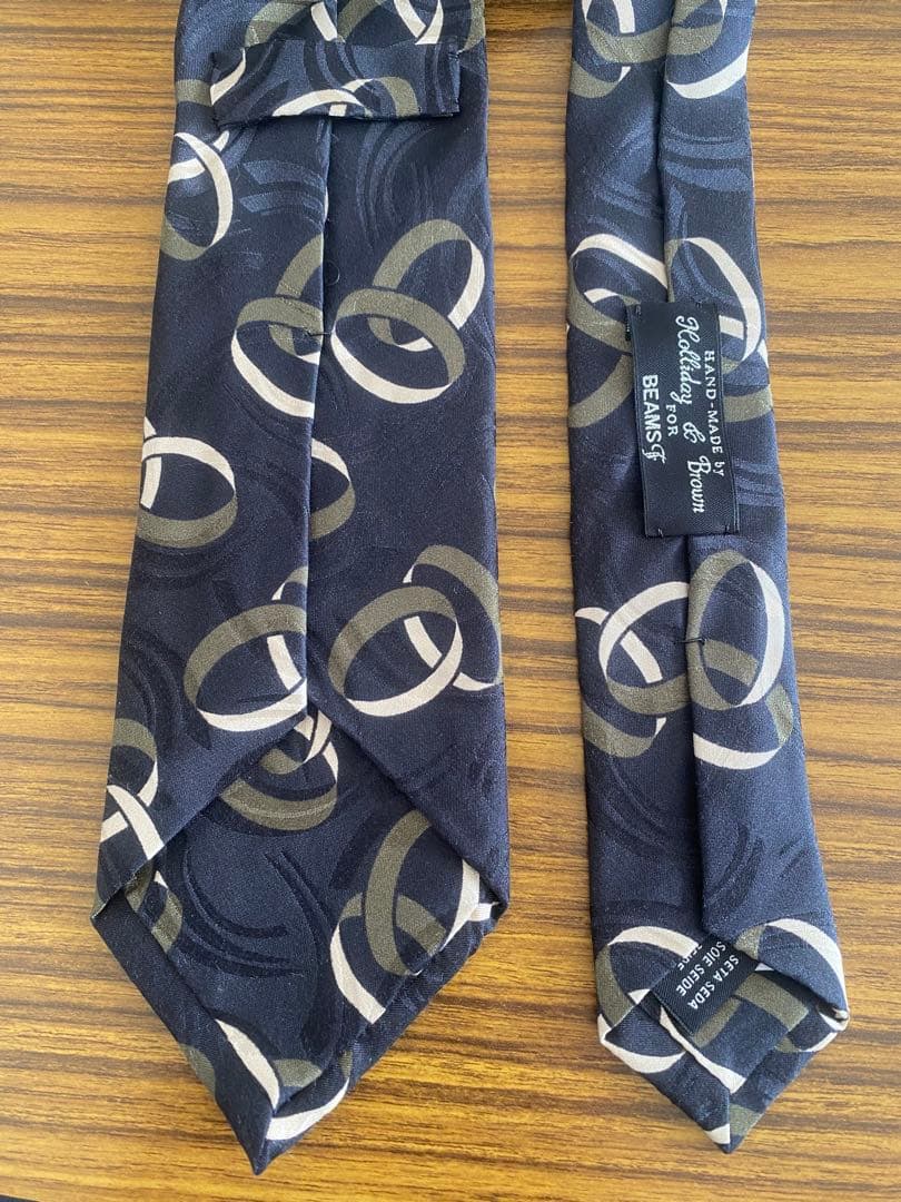 Holliday & Brown ネクタイ　ホリデー&ブラウン　ビームスエフ