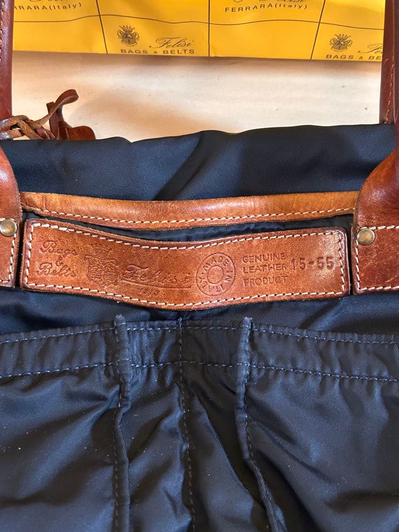 Felisiフェリージ　ネイビートートバッグ 大容量