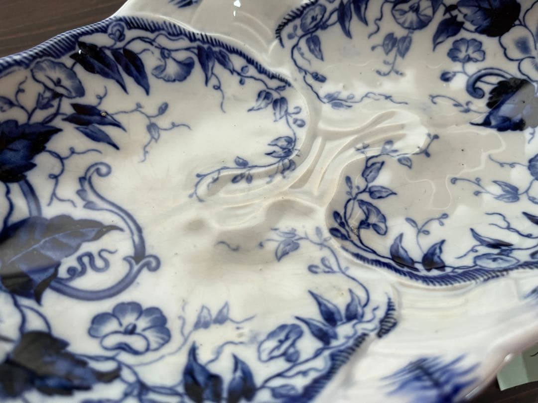 フランスアンティーク クレイユモントロー　Flora ラヴィエ