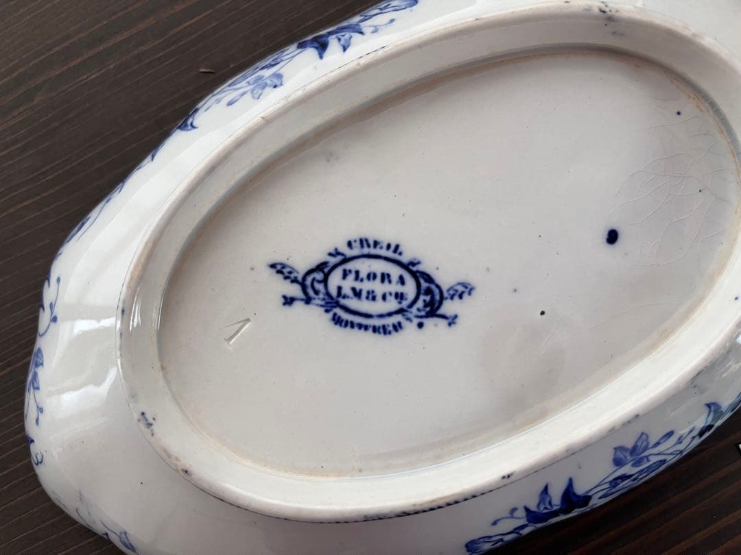 フランスアンティーク クレイユモントロー　Flora ラヴィエ