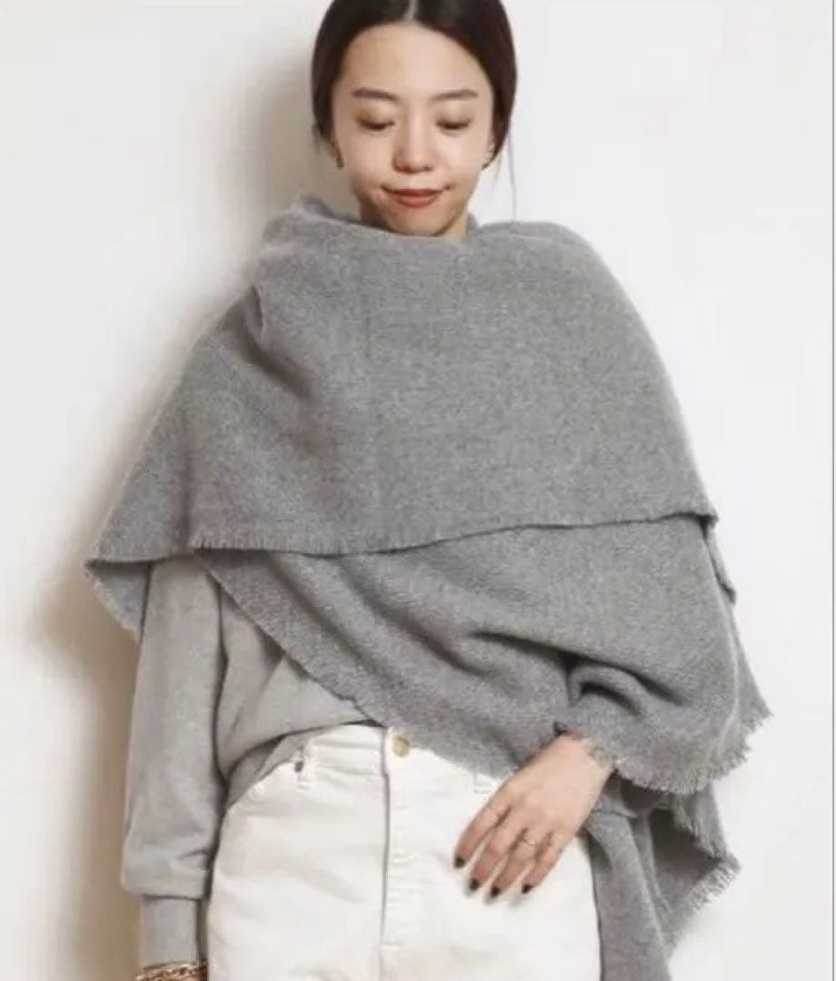 【ALONPI CASHMERE / アロンピ カシミア】グレー　美品