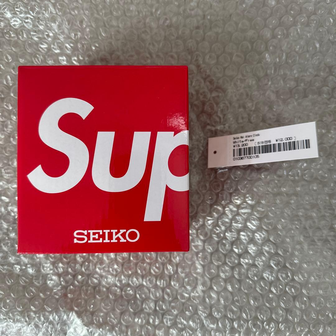 SEIKO Supreme 目覚まし時計 QHE912WL
