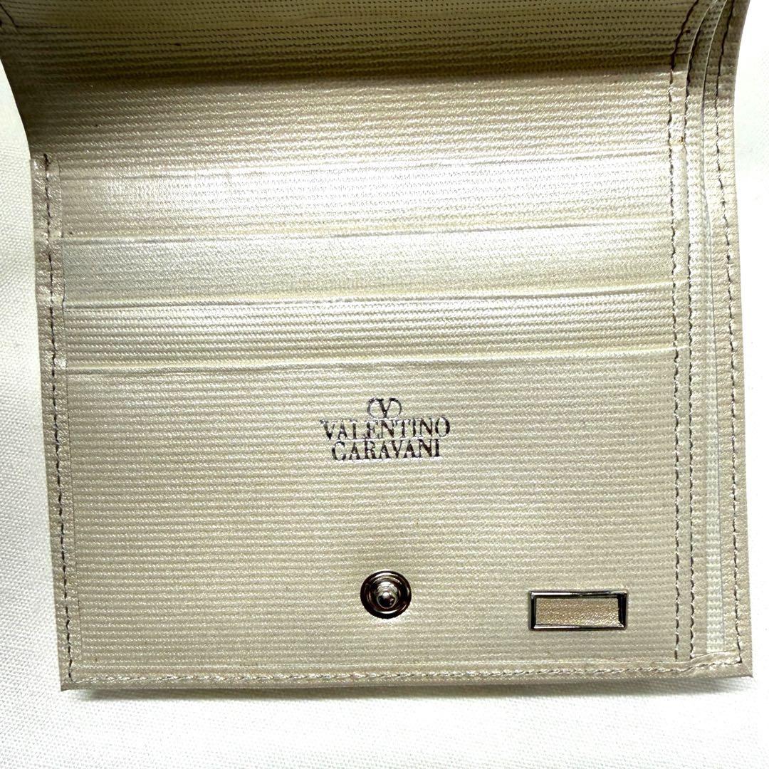 【新品】VALENTINO ヴァレンティノ 二つ折り財布 ロゴプレート ベージュ