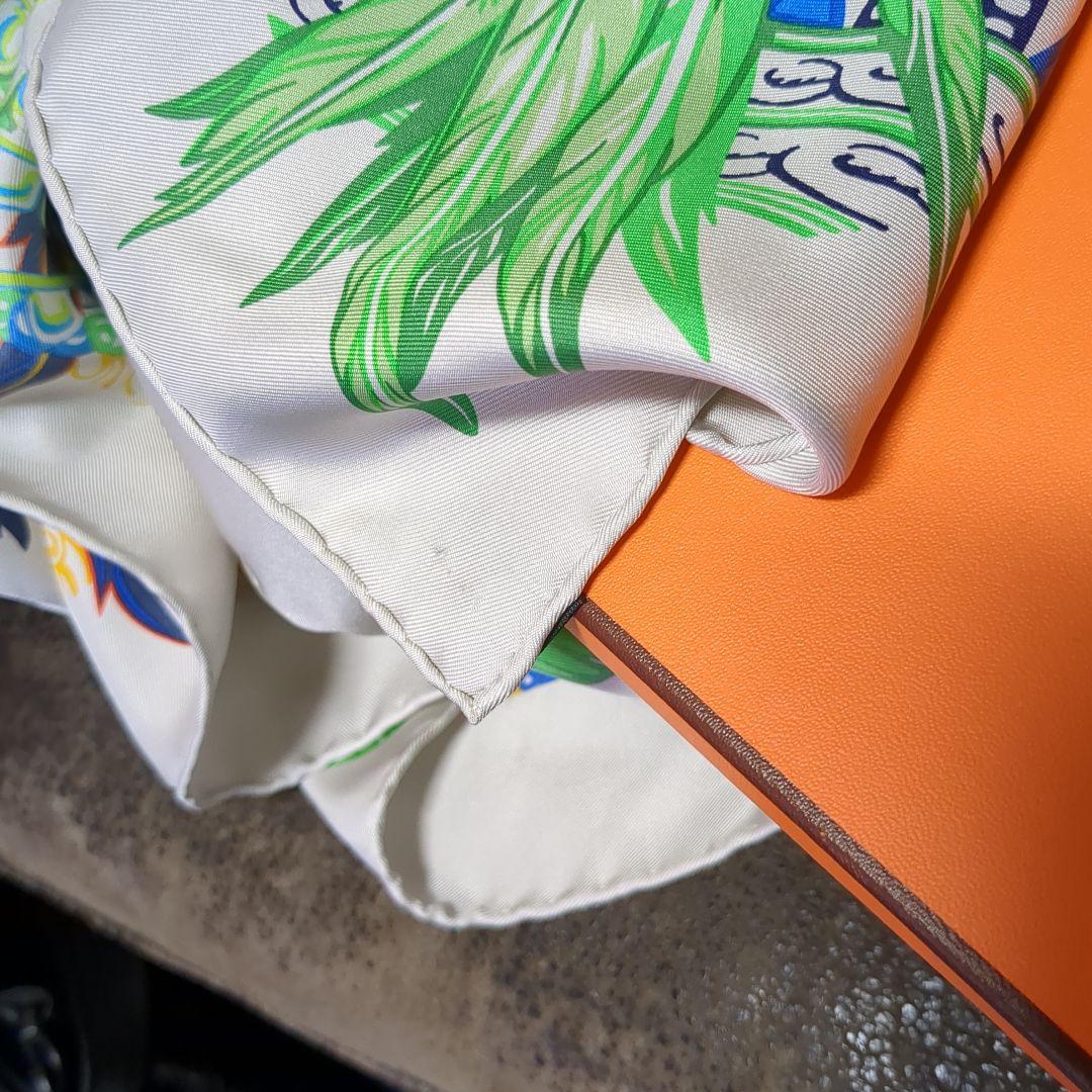 カレ90 ダンスパシフィック　グリ・アルジャン　21AW